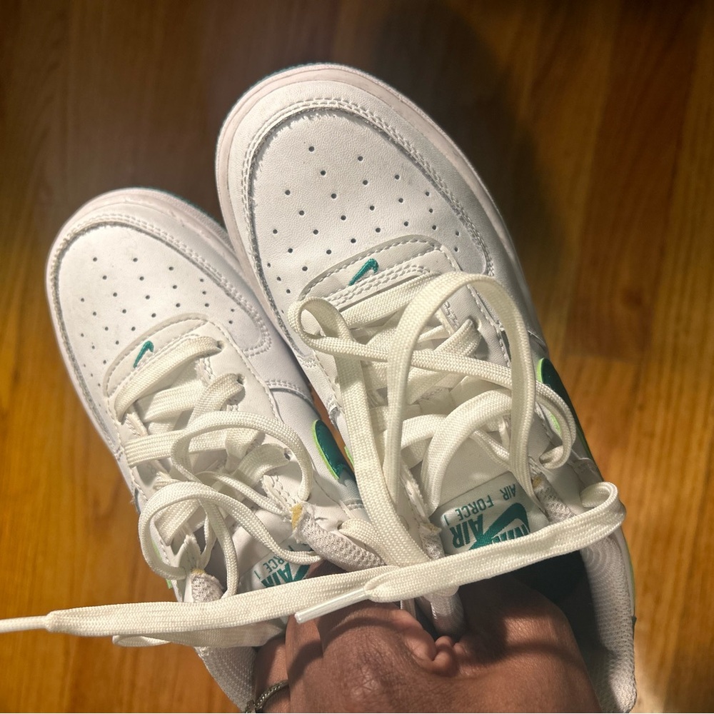 Kids White/Green Nike Air Force Ones (2y)